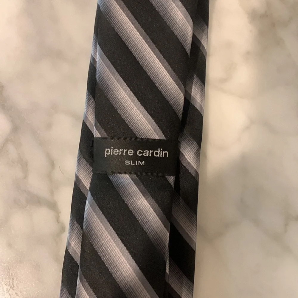 Pierre Cardin slim grey/black tie